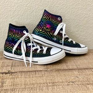 Converse Chuck Taylor Hi Top Iridescent Star Black/Rainbow Size 1